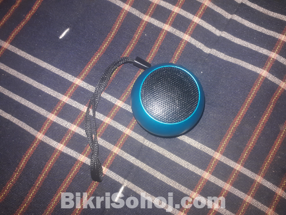 JBL M3 mini speaker